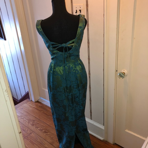 Vintage 1960s Best and Co. Green Brocade gown! - Picture 2 of 2